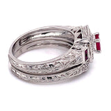 (SOFIA) Set de anillos con rubí y diamantes en oro blanco 10Kt. - DGjoyeros