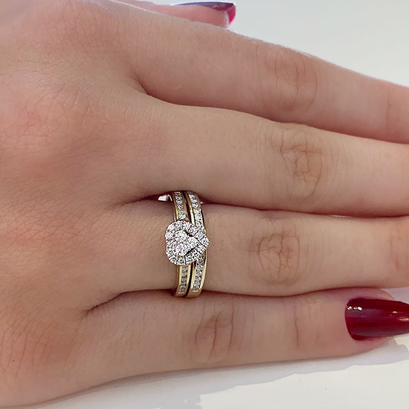 (SOFIA) Set de anillos (corazón) de diamantes en oro amarillo 10Kt. - DGjoyeros