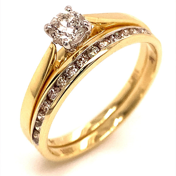 (SOFIA) Set de anillos de diamantes en oro amarillo 10Kt. - DGjoyeros