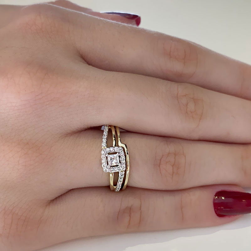 (SOFIA) Set de anillos de diamantes oro amarillo 10Kt. - DGjoyeros