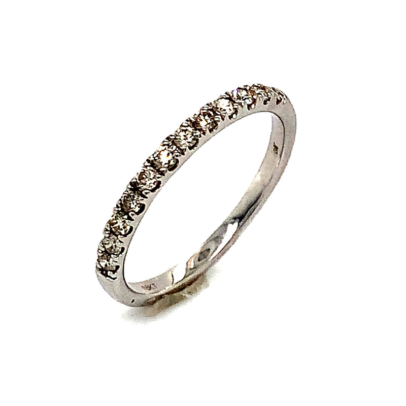 (MIA) Banda con diamante en oro blanco 18kt.