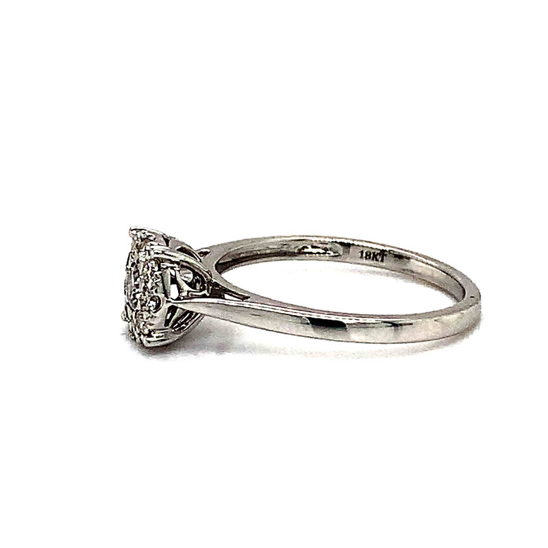 (MIA) Anillo con diamantes en oro blanco 18kt.