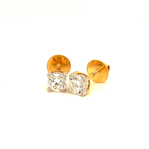 (LD) Aretes con diamantes de laboratorio en oro amarillo 14kt.