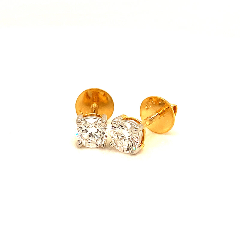 (LD) Aretes con diamantes de laboratorio en oro amarillo 14kt.