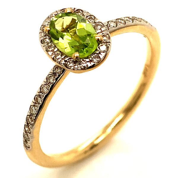 Anillo de Peridoto con diamantes en oro amarillo 14k.