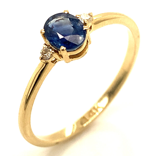 Anillo de Zafiro con diamantes en oro amarillo 14k.