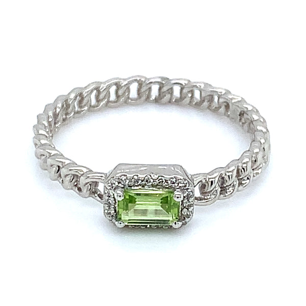Anillo de Peridoto con diamantes en oro blanco 14k.