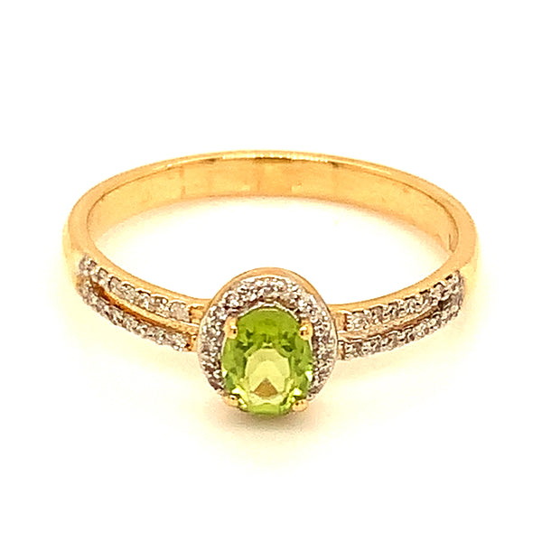 Anillo de Peridoto con diamantes en oro amarillo 14k.