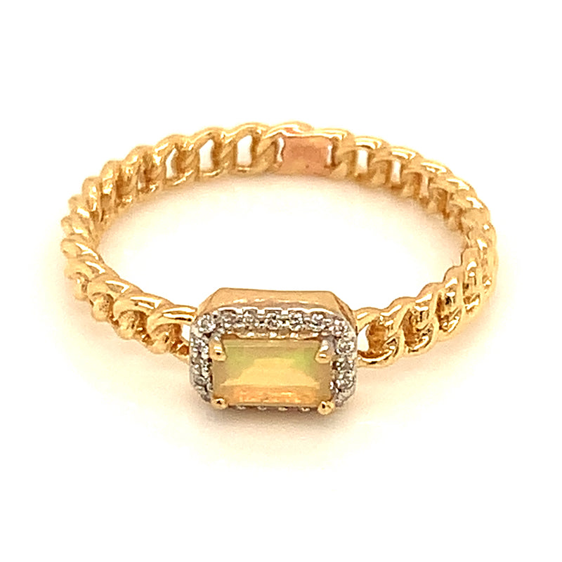 Anillo de Ópalo con diamantes en oro amarillo 14k.