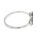 Anillo de Zafiros en oro blanco 14k.