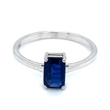 Anillo de Zafiro en oro blanco 14k.