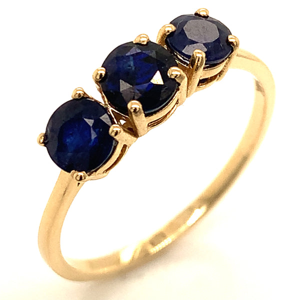 Anillo de Zafiro con diamantes en oro amarillo 14k.