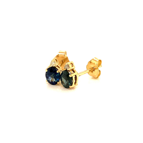 Aretes con Zafiros con diamantes en oro amarillo 14k.