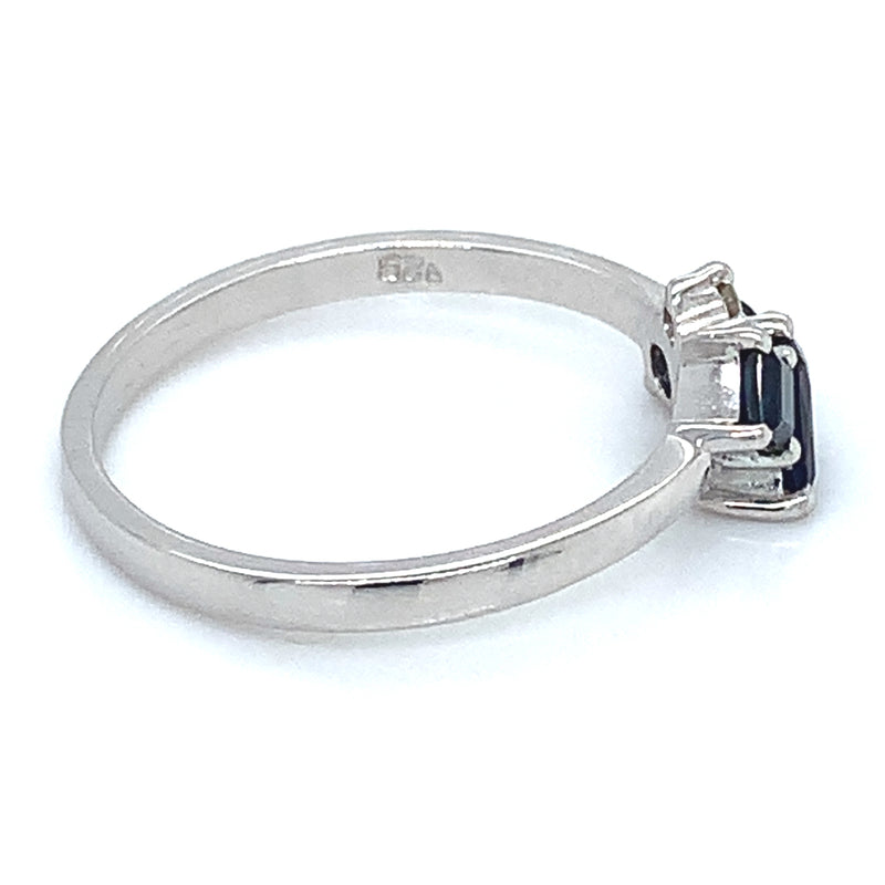 Anillo con zafiros y diamantes en plata 925