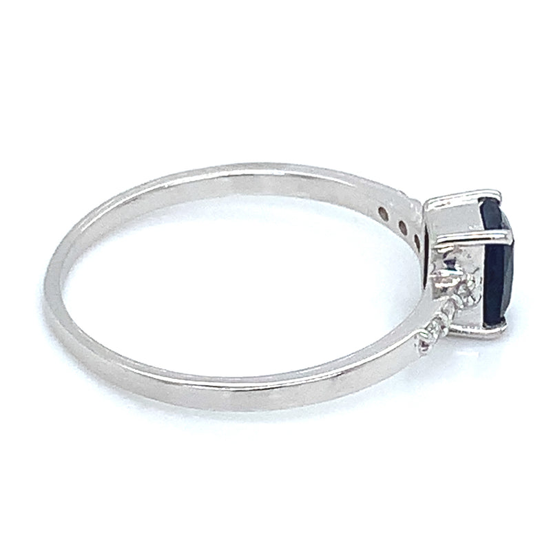 Anillo con zafiro y diamantes en plata 925