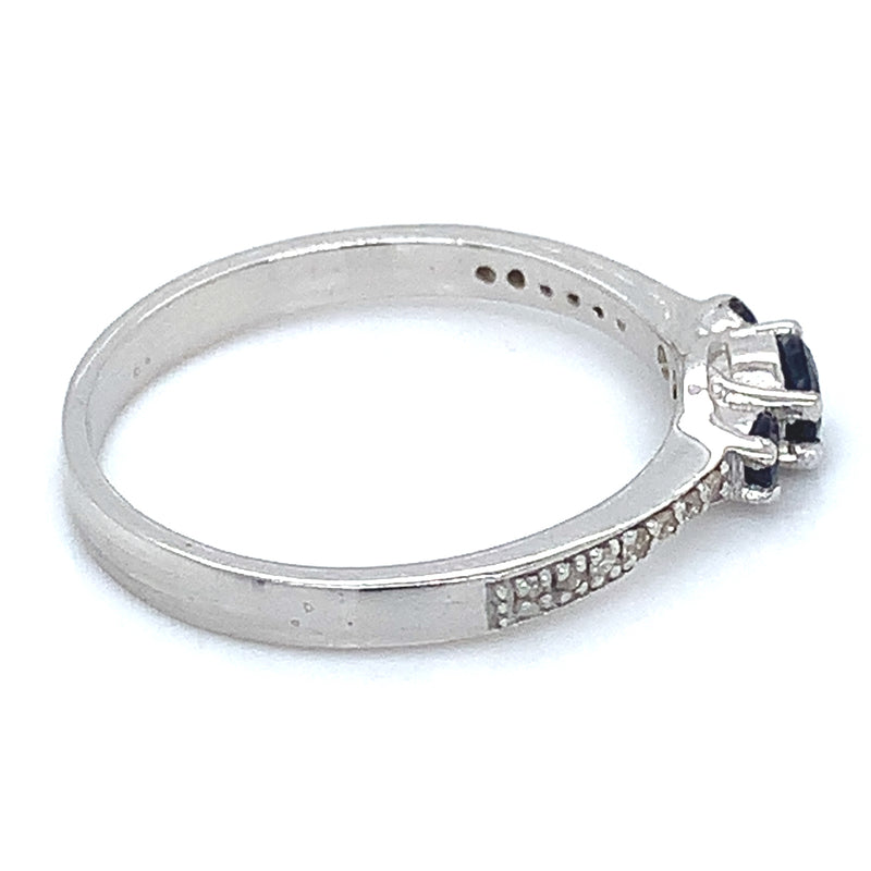 Anillo con zafiros y diamantes en plata 925