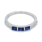 Anillo con  zafiros y diamantes en plata 925  ANTES: $165.00