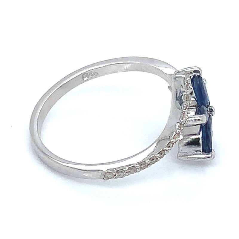 Anillo con zafiros y diamantes en plata 925