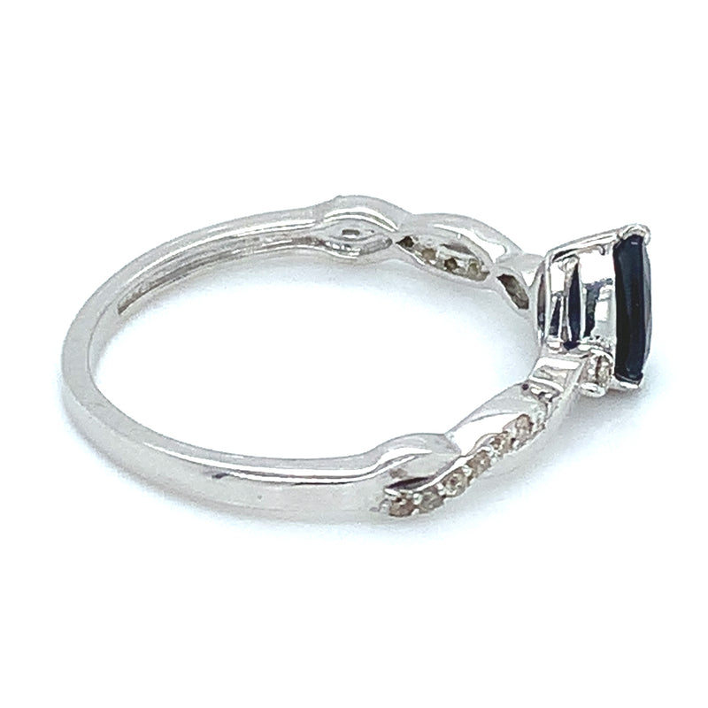 Anillo con zafiro y diamantes en plata 925