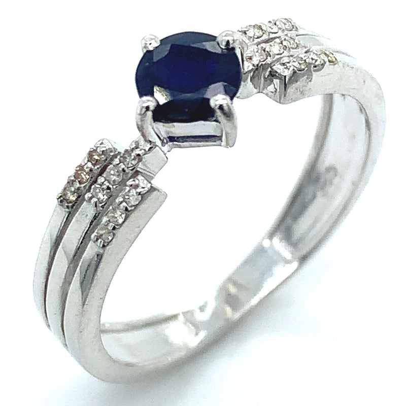 Anillo con zafiro y diamantes en plata 925