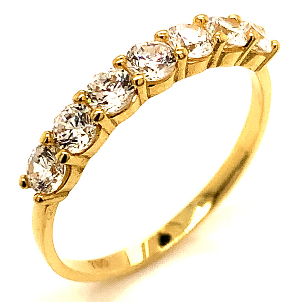 Anillo con circones en oro amarillo 18kt.