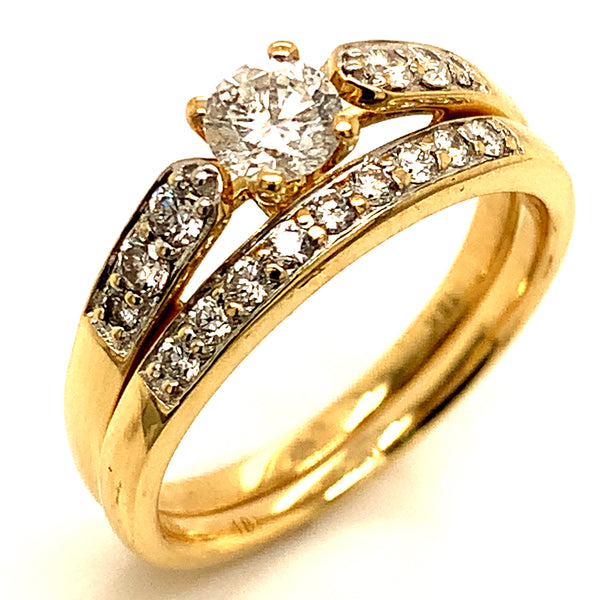 (MIA) Set de anillos con diamantes en oro amarillo 18kt.