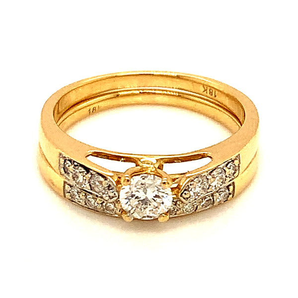 (MIA) Set de anillos con diamantes en oro amarillo 18kt.