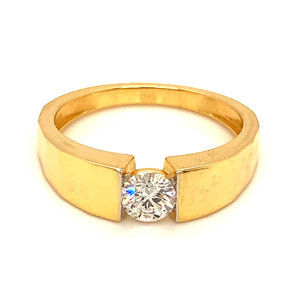 (LD) Anillo con diamante de laboratorio en oro amarillo 14kt.