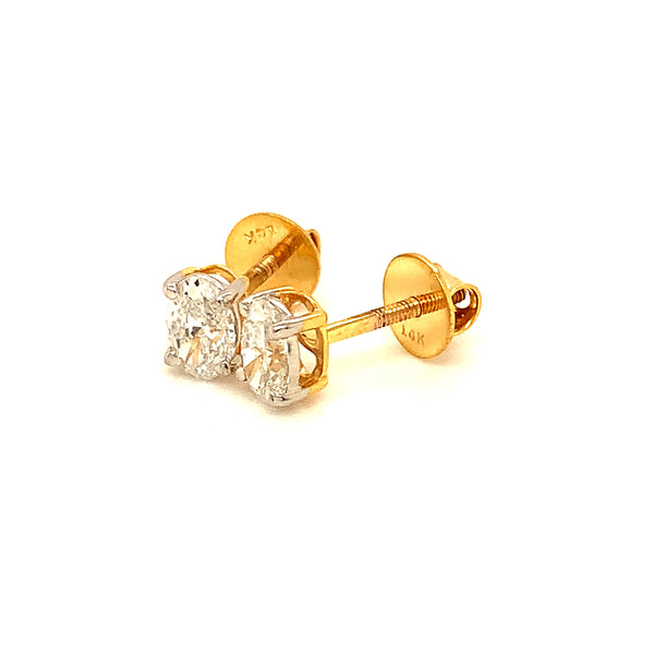 (LD) Aretes con diamantes de laboratorio en oro amarillo 14kt.