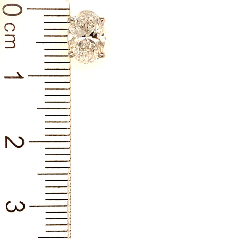 (LD) Aretes con diamantes de laboratorio en oro dos tonos 14kt.