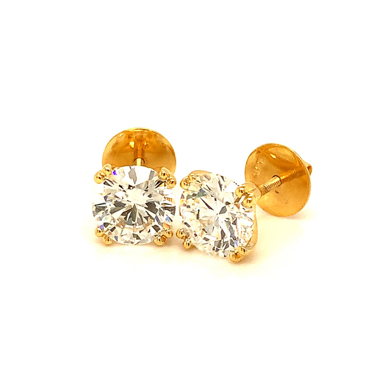 (LD) Aretes con diamantes de laboratorio en oro amarillo 14kt.