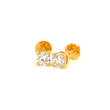 (LD) Aretes con diamantes de laboratorio en oro amarillo 14kt.