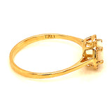 Anillo de opal con diamantes en oro amarillo 14kt.