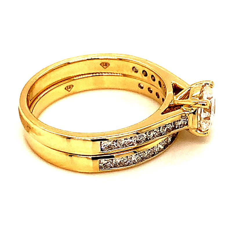 (LD) Set de anillos con diamantes de laboratorio en oro amarillo 14kt.