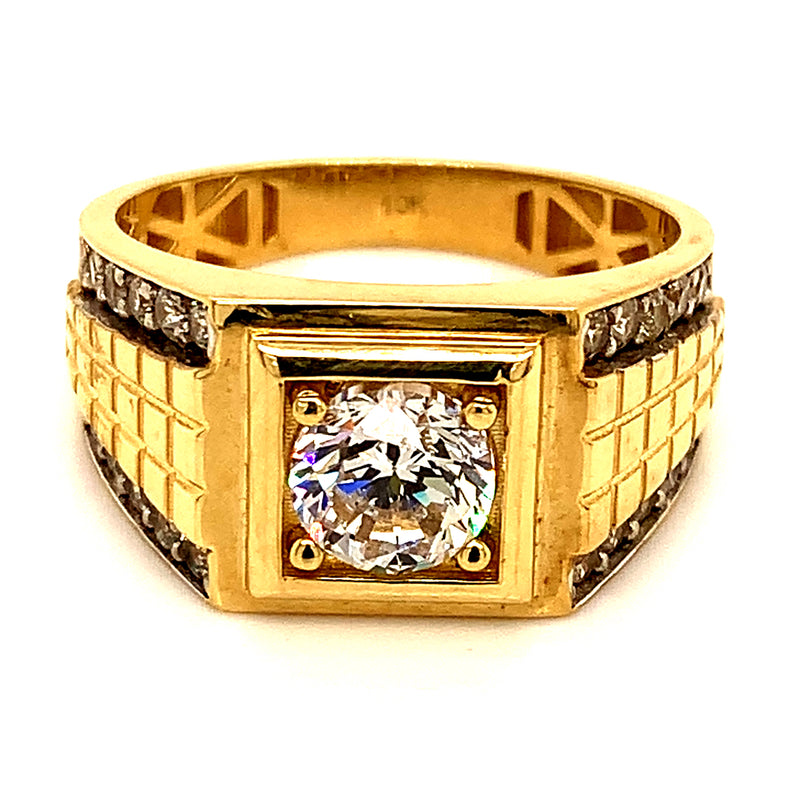 Anillo con circones en oro amarillo 10kt.