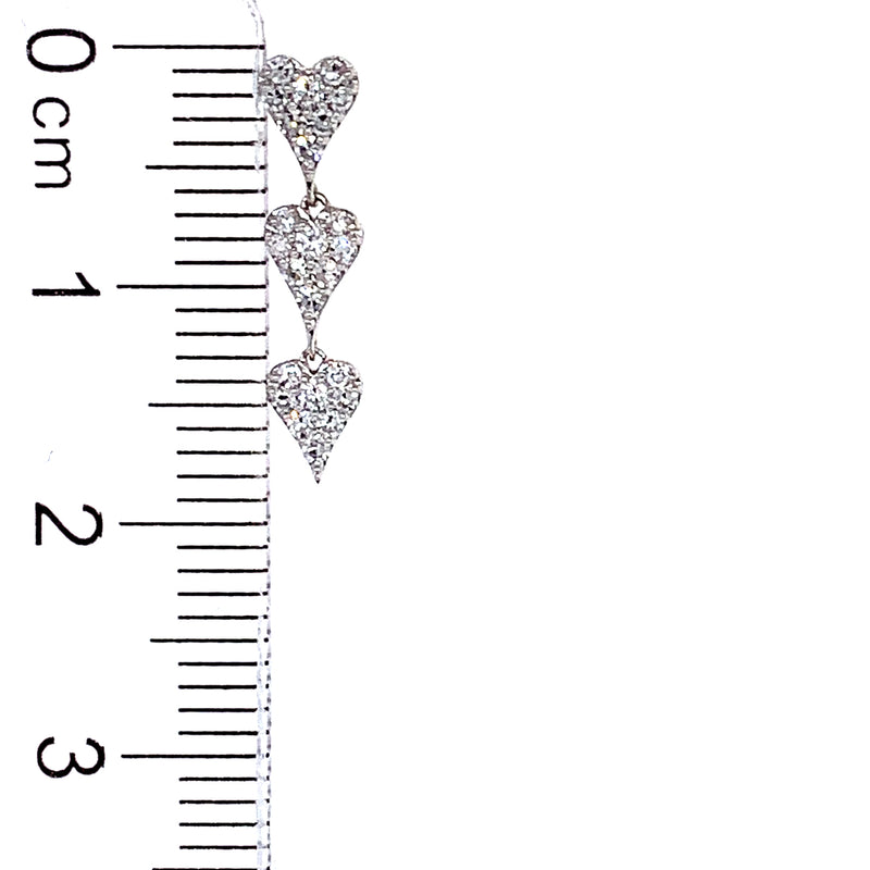 (LD) Aretes (corazones) con diamantes de laboratorio en oro blanco 10kt. D-0.33Cts.