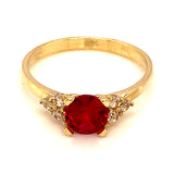 Anillo con circones en oro amarillo 10kt.