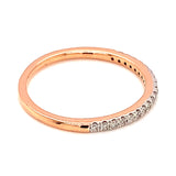 (ND) Banda con diamantes en oro rosado 14k.