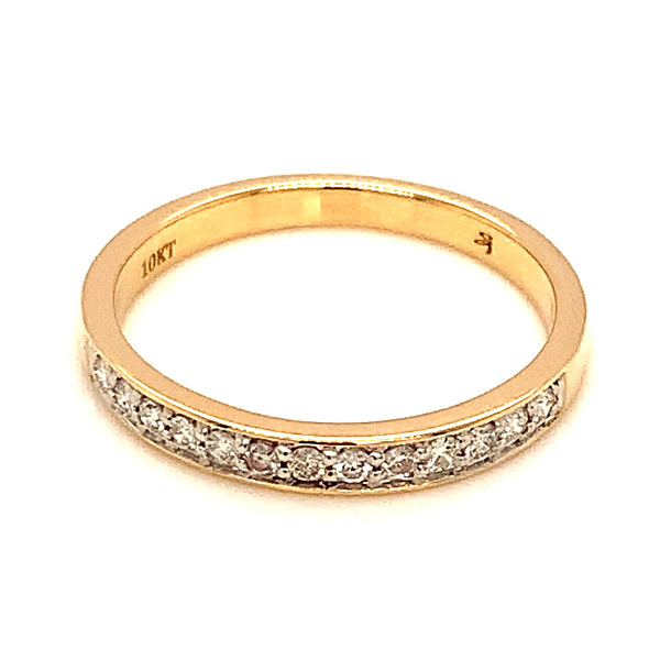 (SOFIA) Banda con diamantes en oro amarillo 10k