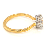 (LD) Anillo con diamantes de laboratorio en oro amarillo 14kt.