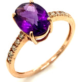 Anillo de amatista con diamantes en oro rosado 14k.
