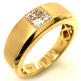 (LD) Banda para caballero con diamantes de laboratorio en oro amarillo 10k. D-1.00CTS.