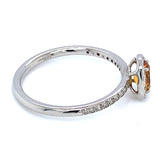 Anillo de citrino con diamantes en oro blanco 14kt.