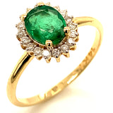 Anillo de esmeralda con diamantes en oro amarillo 14kt.