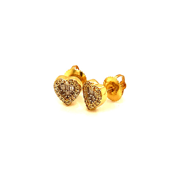 (SOFIA) Aretes (corazón) con diamantes en oro amarillo 10kt.