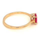 Anillo de rubí en oro amarillo 14kt.