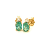 Aretes de esmeralda con diamantes en oro amarillo 14kt.