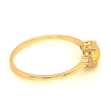 Anillo de ópalo con diamantes en oro amarillo 14kt.