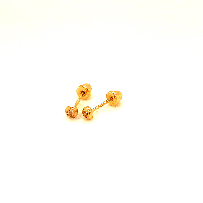 Aretes para bebés en oro amarillo 18kt.