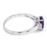 Anillo de cuarzo amatista con circones en plata 925.